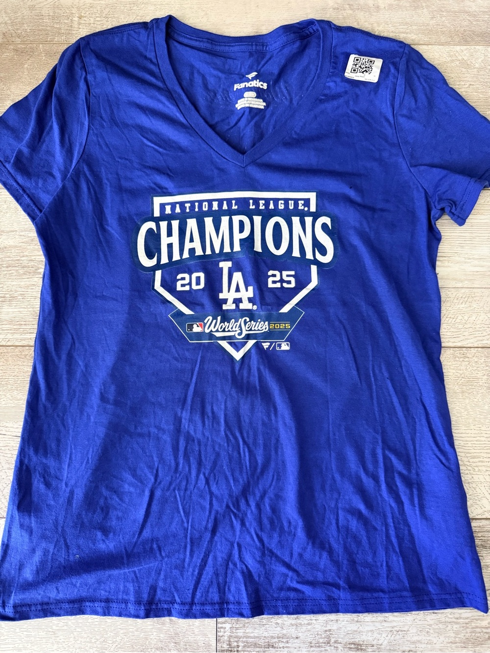 Fanatics Dodgers Yamamoto #18 Wmns  Medium 2025 NL Champions V-Neck T-Shirt NWOT